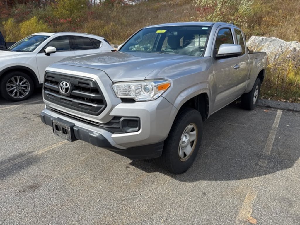 Used 2017 Toyota Tacoma SR Truck Access Cab