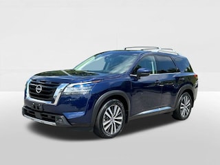 Used 2022 Nissan Pathfinder Platinum SUV SUV in Torrington