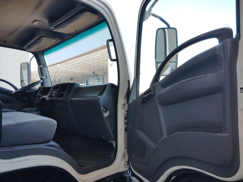 2020 Isuzu NPR HD - Photo 9