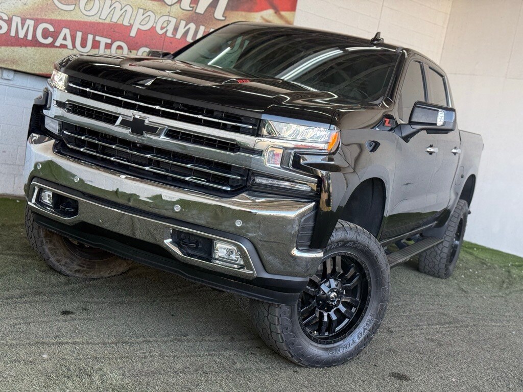 2021 Chevrolet Silverado 1500 LTZ photo 2