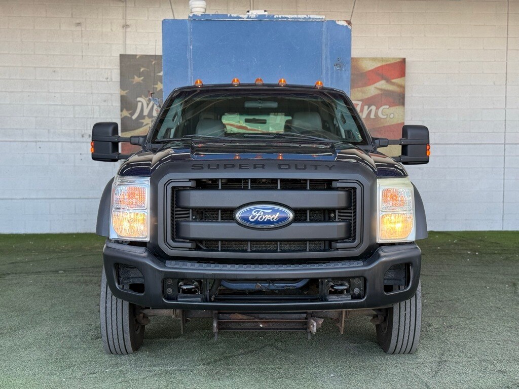 2011 Ford F-550 XL photo 3