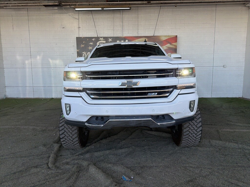 2018 Chevrolet Silverado 1500 LTZ photo 4
