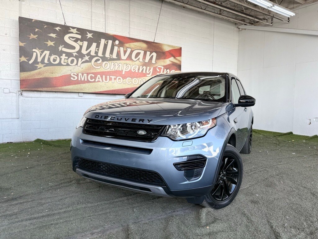 2019 Land Rover Discovery Sport SE photo 2