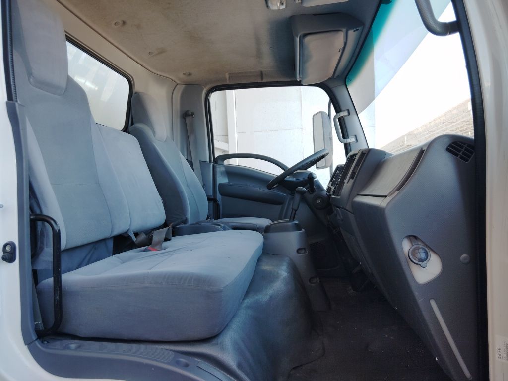 2020 Isuzu NPR HD - Photo 11