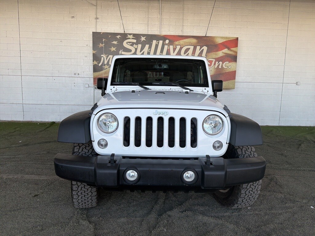 2016 Jeep Wrangler Unlimited Rubicon photo 3