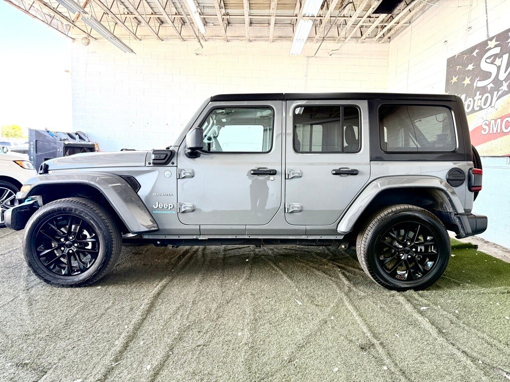 2023 Jeep Wrangler Sahara 4xe photo 3