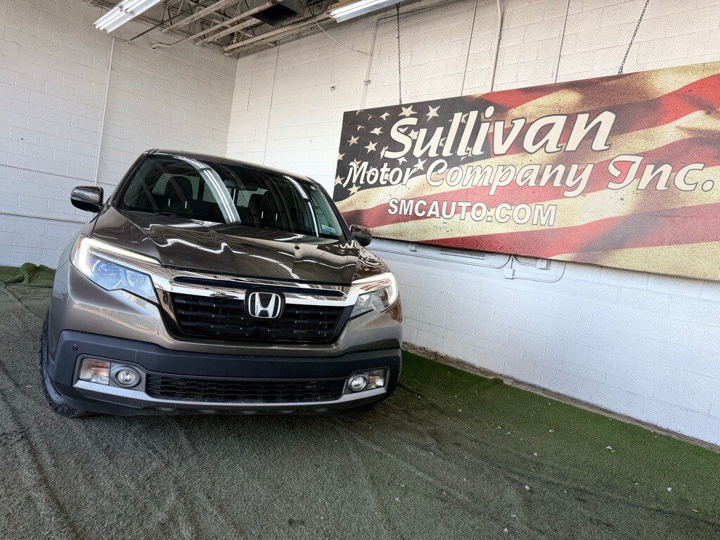 2020 Honda Ridgeline RTL-E photo 2