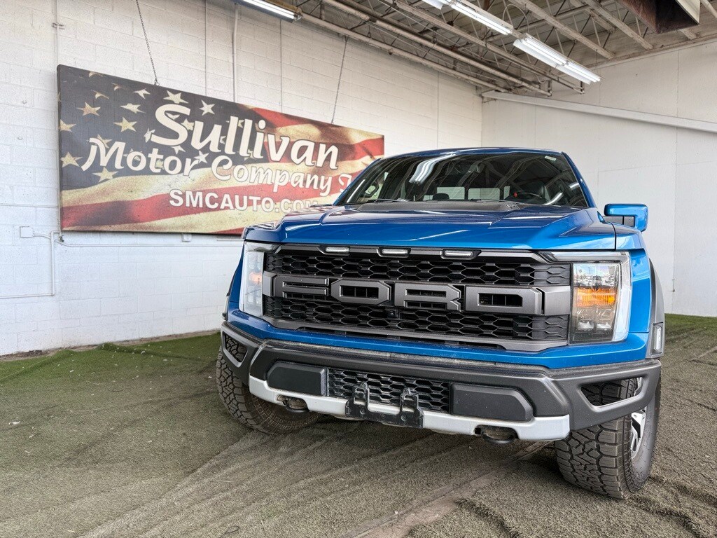 2021 Ford F-150 Raptor photo 2