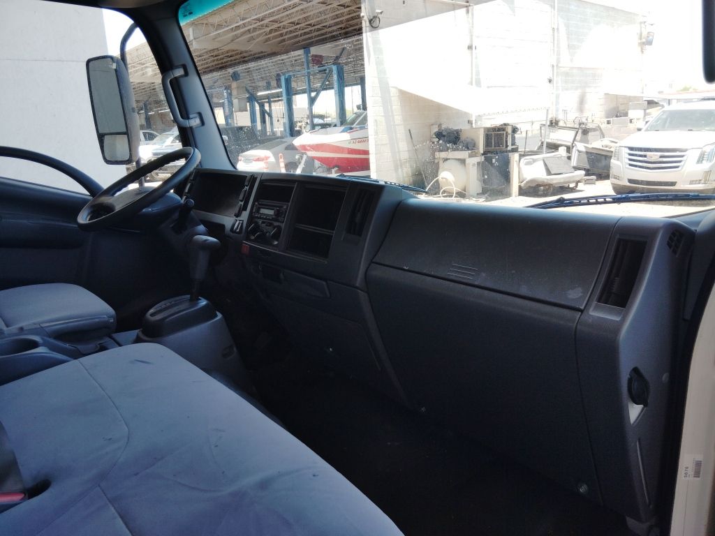 2020 Isuzu NPR HD - Photo 12