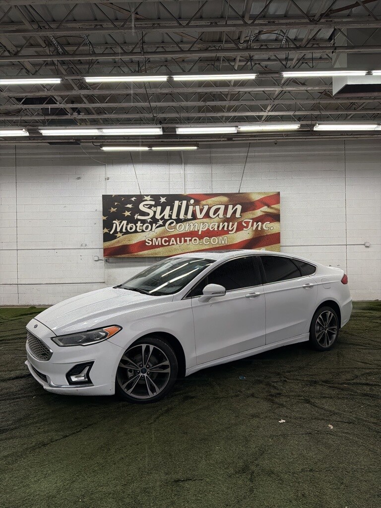 2020 Ford Fusion Titanium photo 3