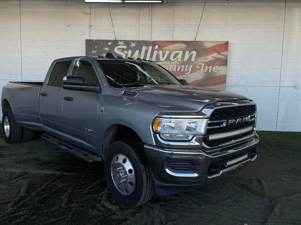 2020 Ram 3500 Tradesman photo 3