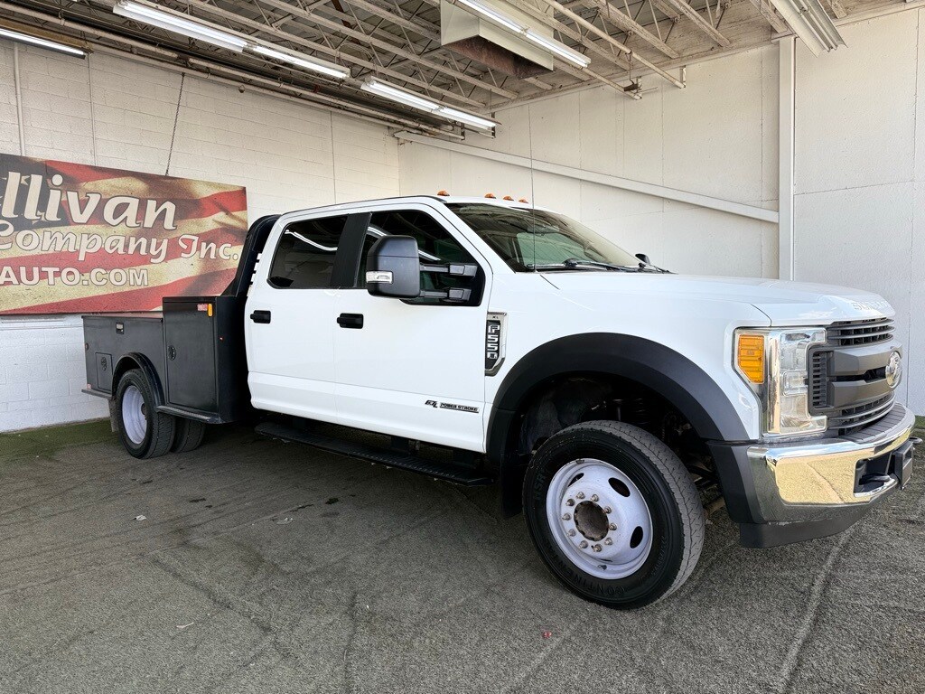 2017 Ford F-550 XL photo 4