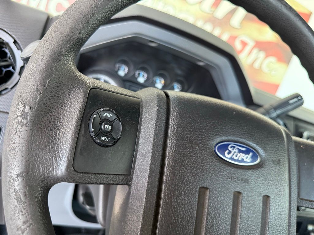 2015 Ford F-450 Super Duty Chassis Cab XL - Photo 24