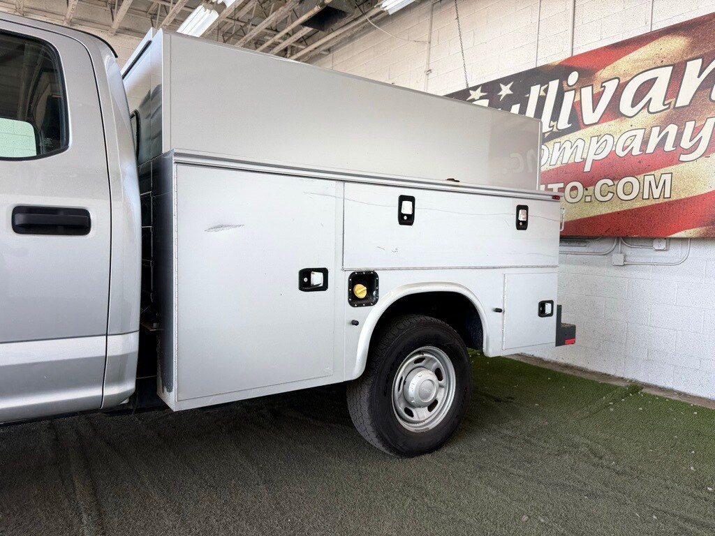 2018 Ford F-350 photo 2