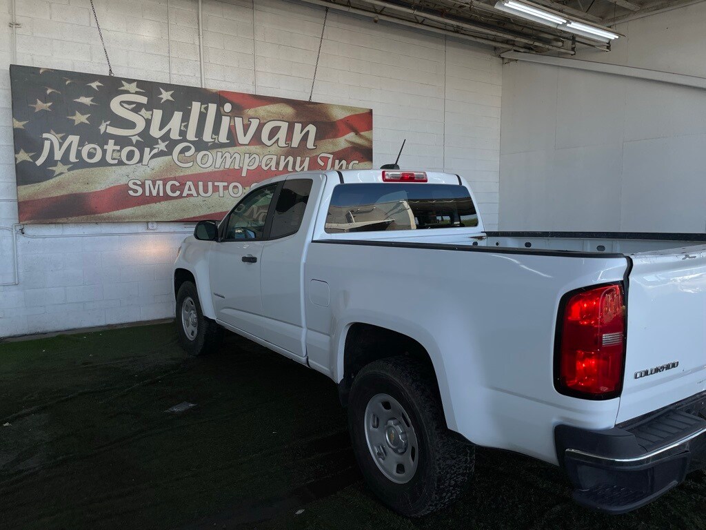 2016 Chevrolet Colorado Work Truck photo 2