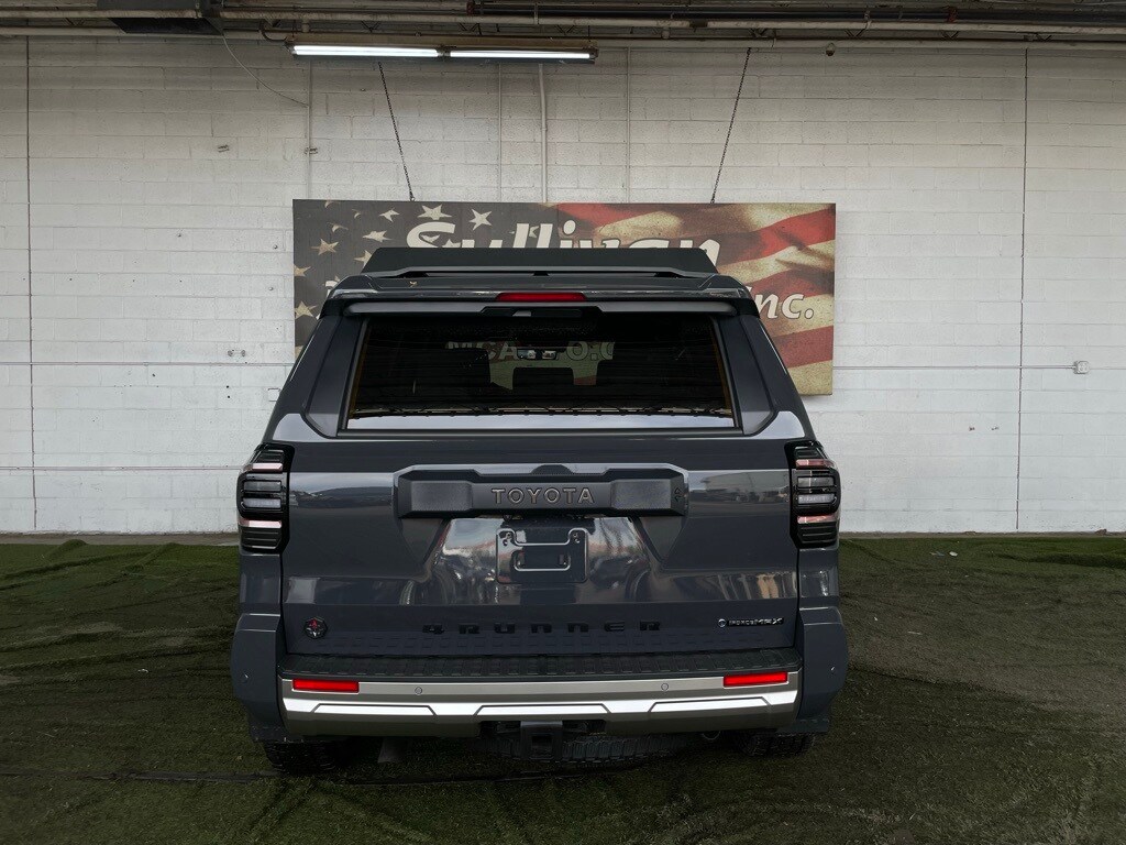 2025 Toyota 4Runner photo 3