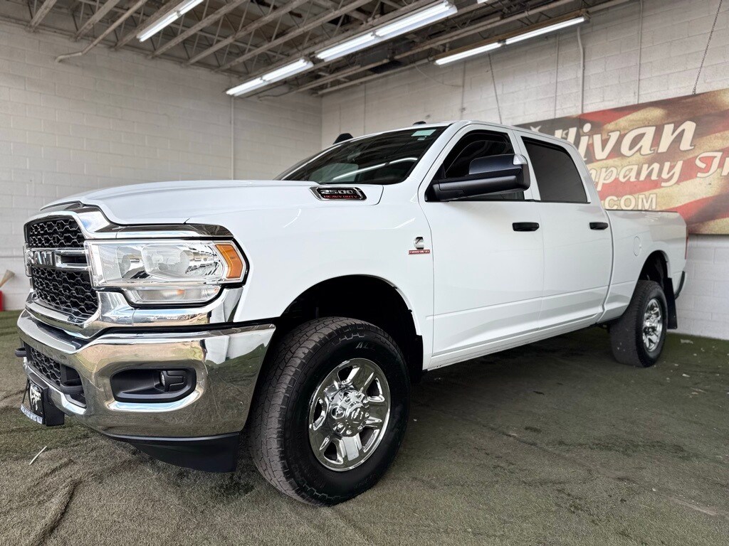 2022 Ram 2500 Tradesman photo 3