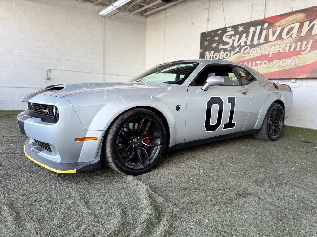 2019 Dodge Challenger SRT8 Hellcat Widebody photo 4