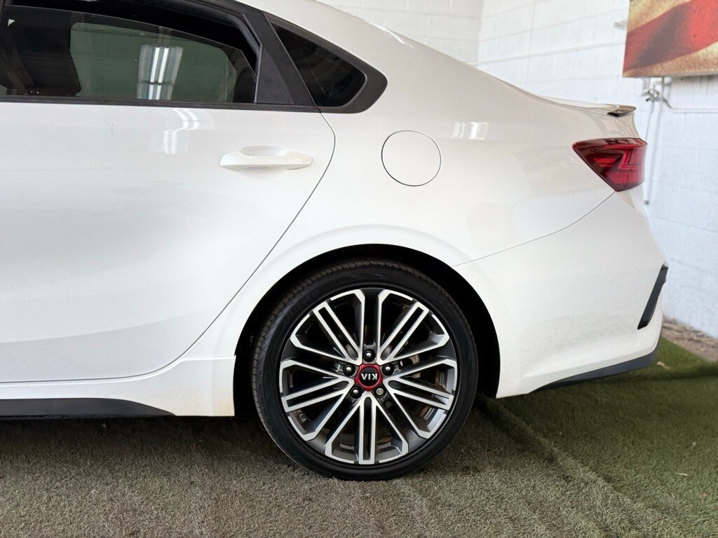 2021 Kia Forte GT photo 3