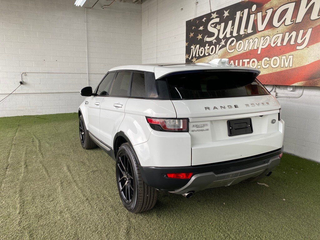 2018 Land Rover Range Rover Evoque HSE photo 3