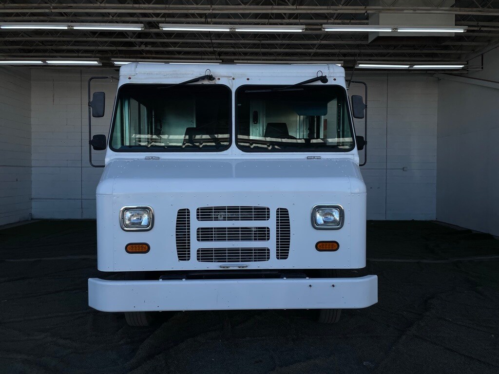 2017 Ford E-350 Base photo 2