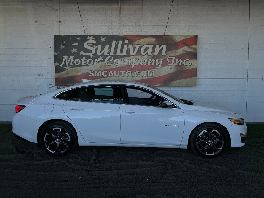 2022 Chevrolet Malibu 1LT photo 3
