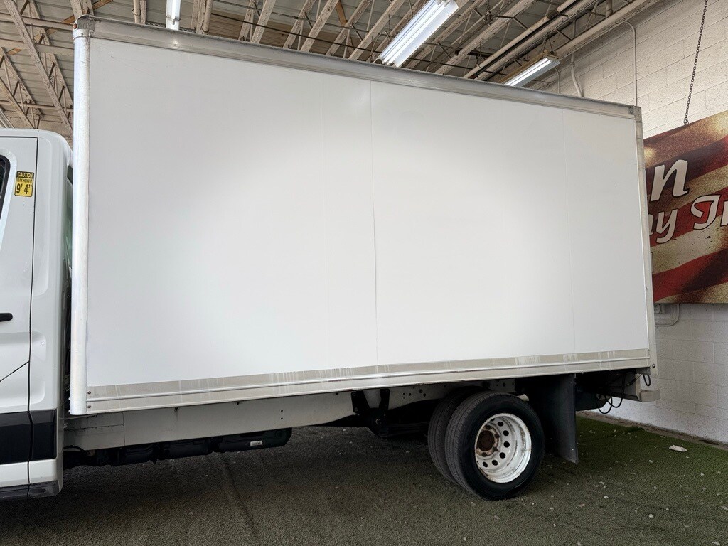 2019 Ford Transit photo 2