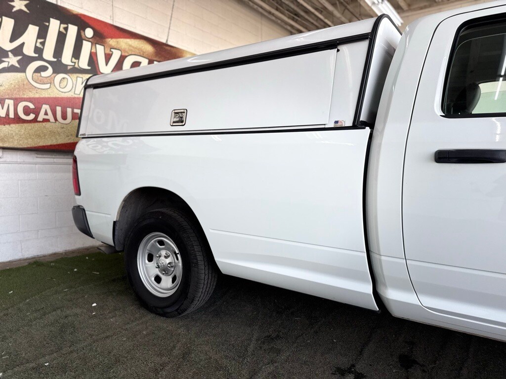 2023 Ram 1500 Classic Tradesman photo 2