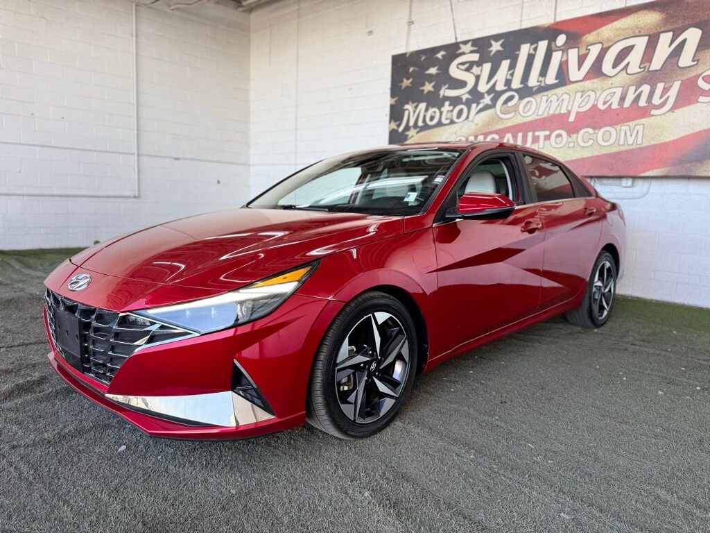 2022 Hyundai Elantra Limited photo 4