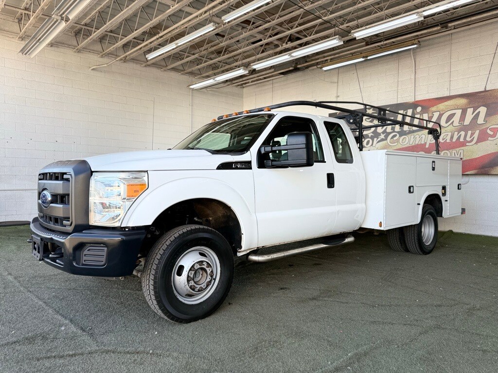 2016 Ford F-350 XL photo 3