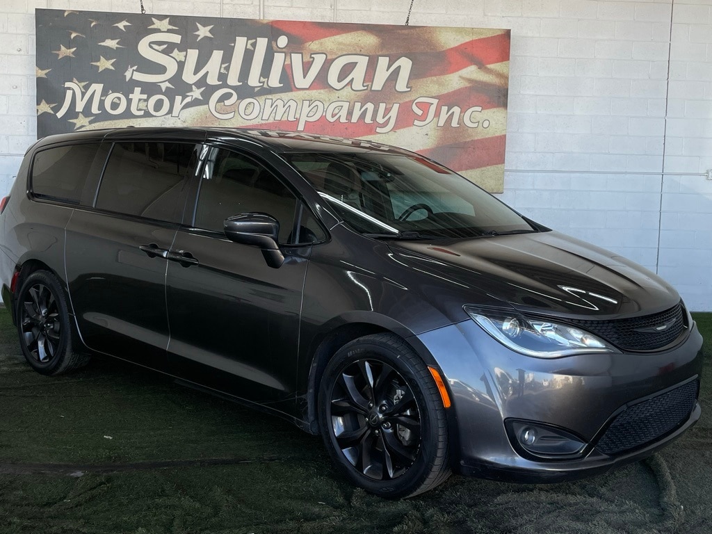 Used 2018 Chrysler Pacifica Touring Plus Van
