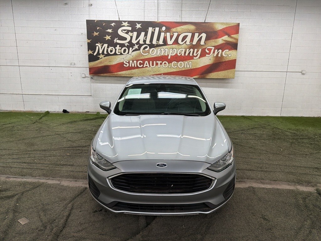 2020 Ford Fusion S photo 3