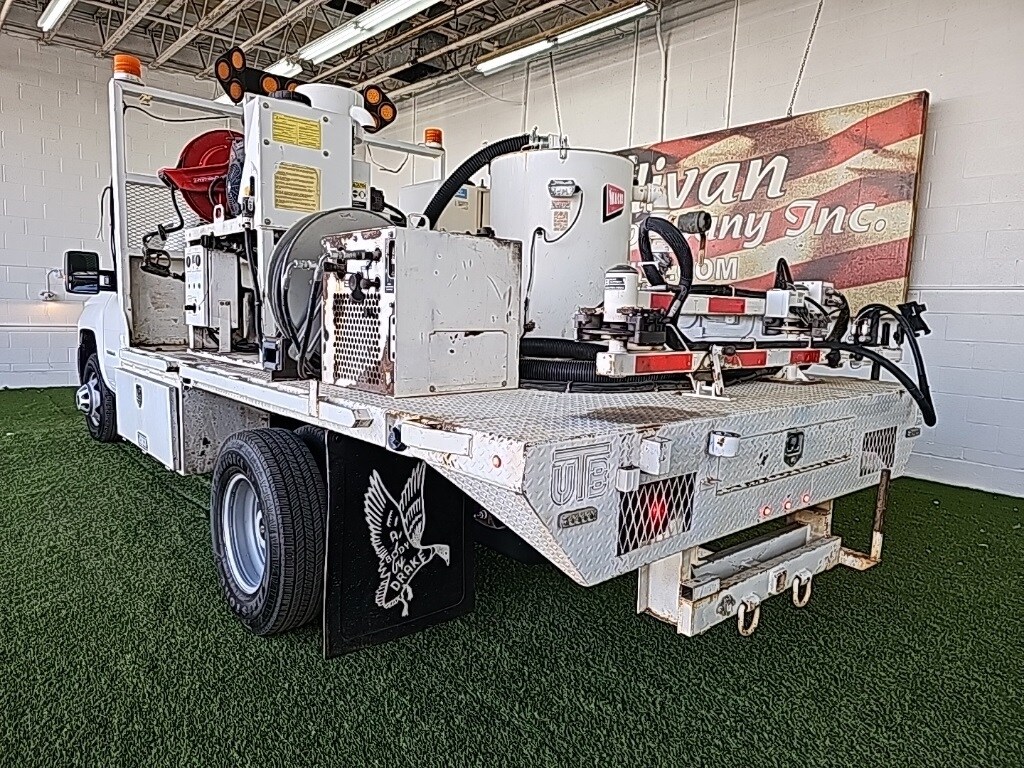 2016 Chevrolet Silverado 3500HD Work Truck photo 3