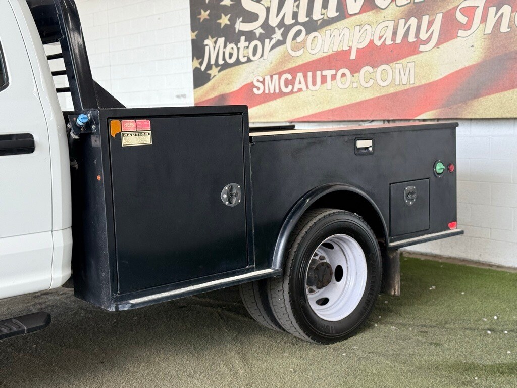 2017 Ford F-550 XL photo 2