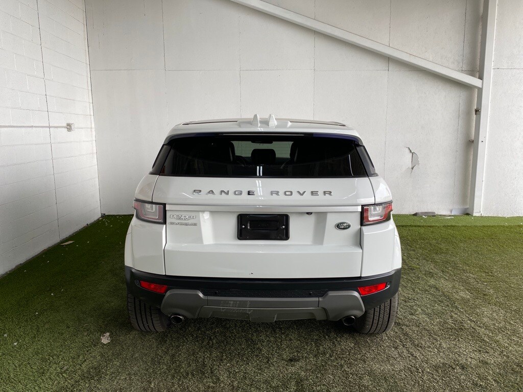2018 Land Rover Range Rover Evoque HSE photo 4