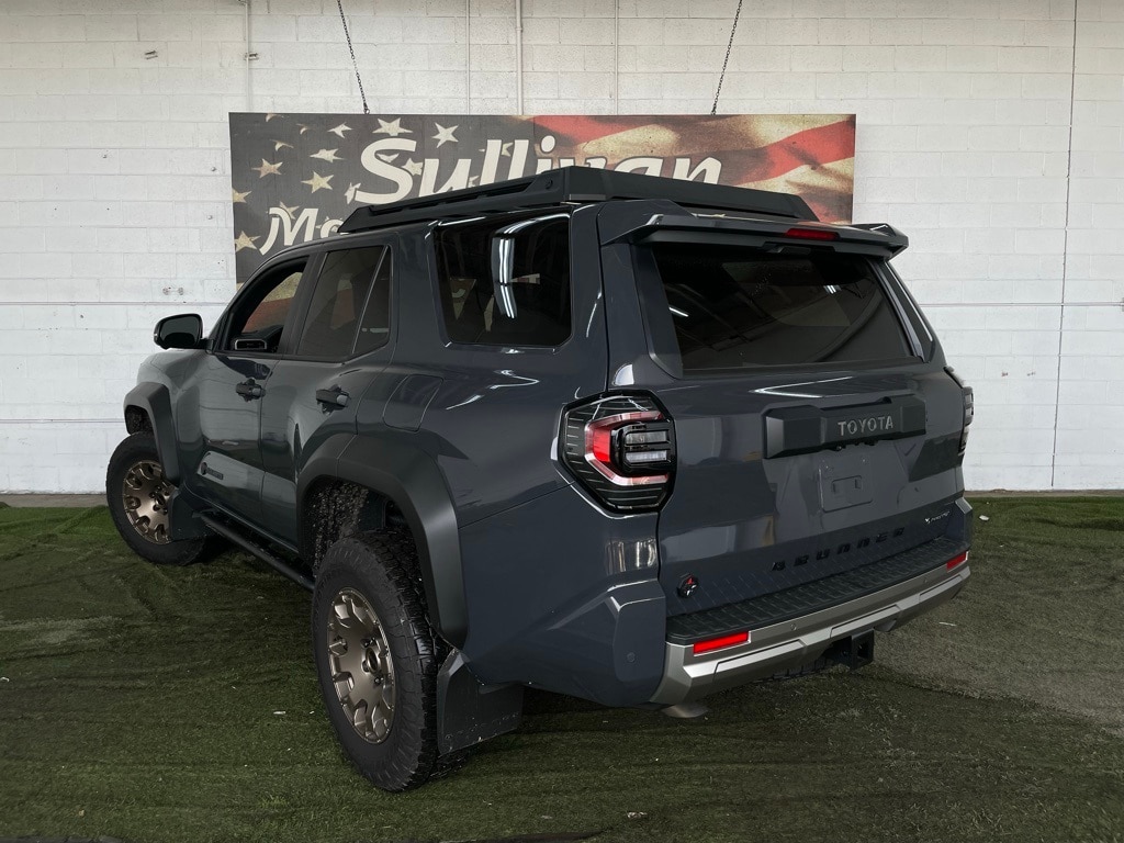2025 Toyota 4Runner photo 2