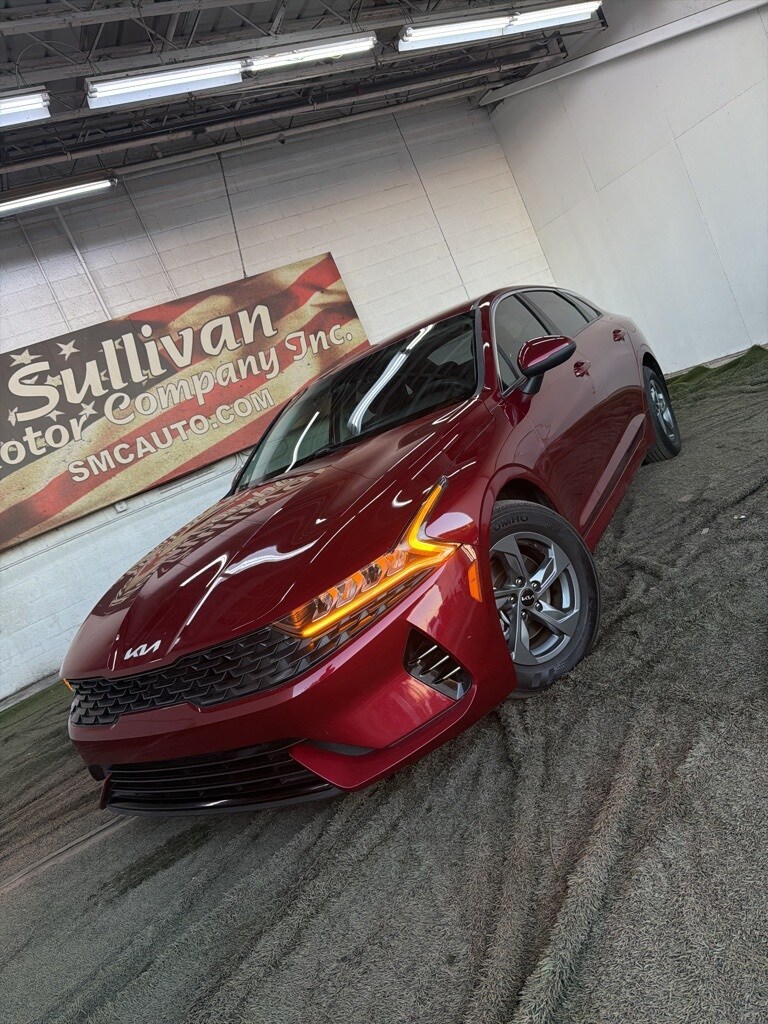 2023 Kia K5 LXS photo 2