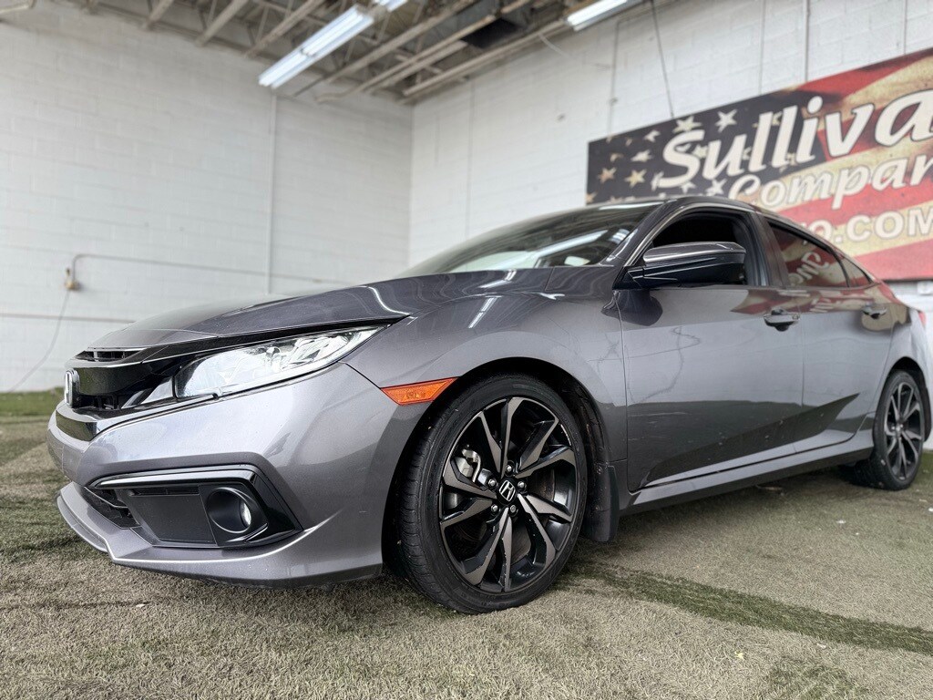 2019 Honda Civic Sport photo 2