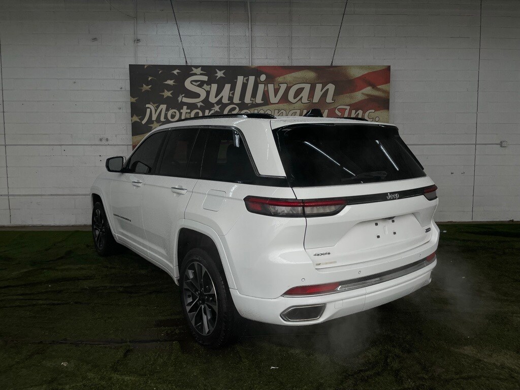 Used 2023 Jeep Grand Cherokee Overland SUV