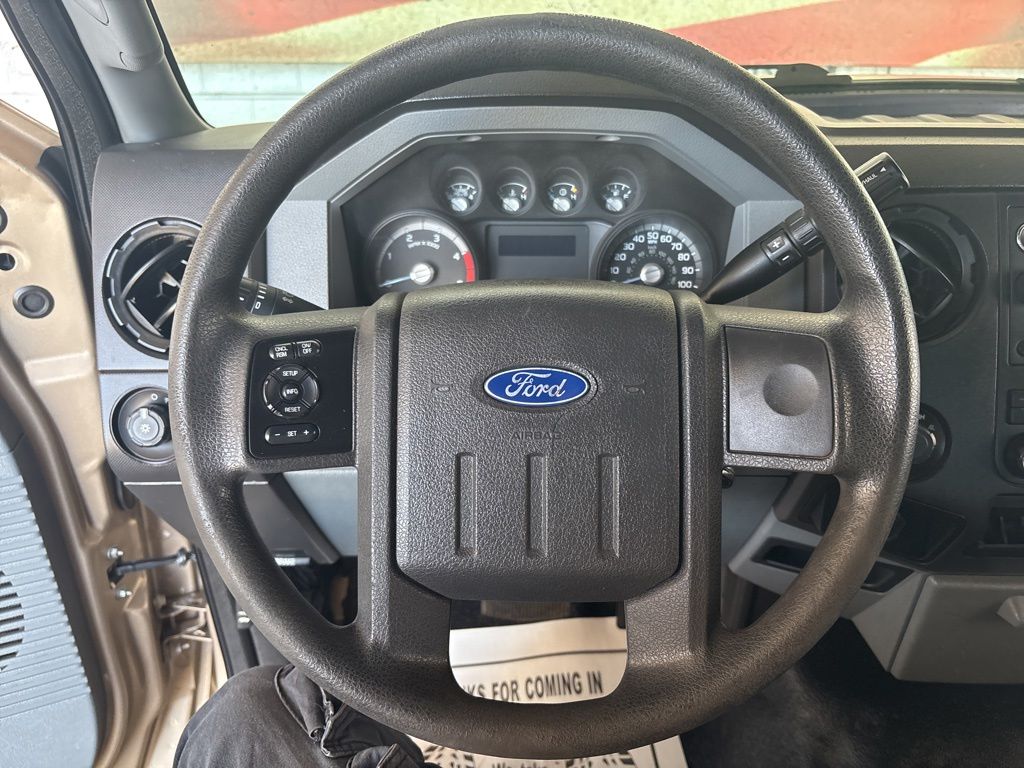 2012 Ford F-450 Super Duty Chassis Cab XL - Photo 10
