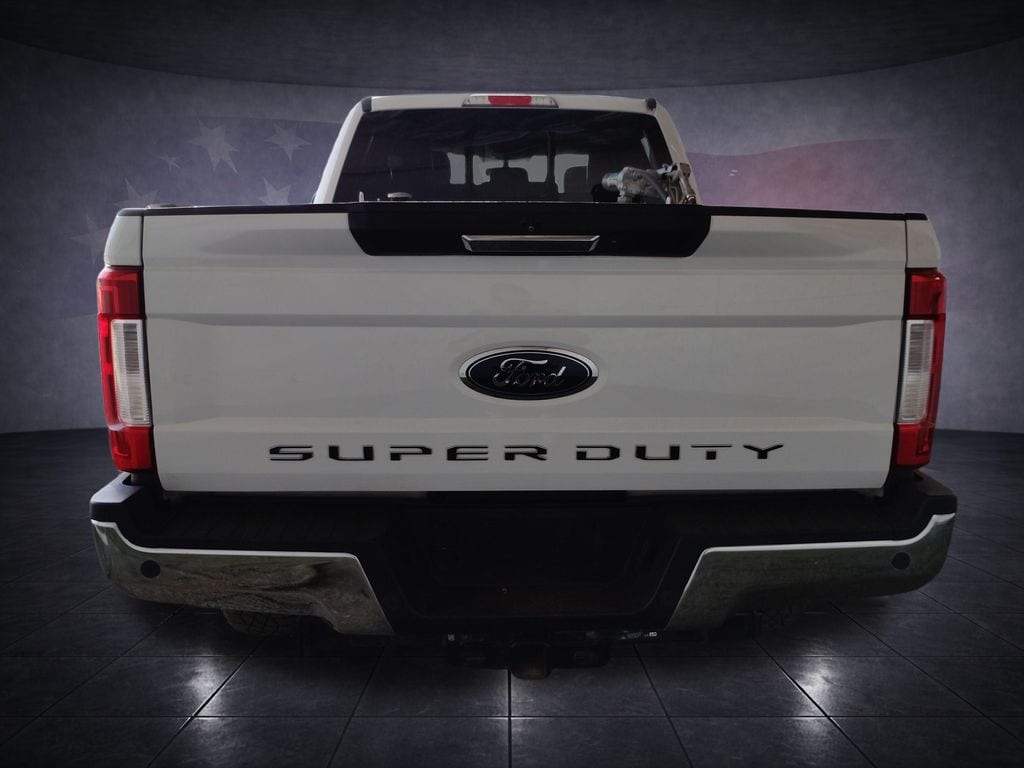 Used 2019 Ford F-250 Lariat Truck Crew Cab