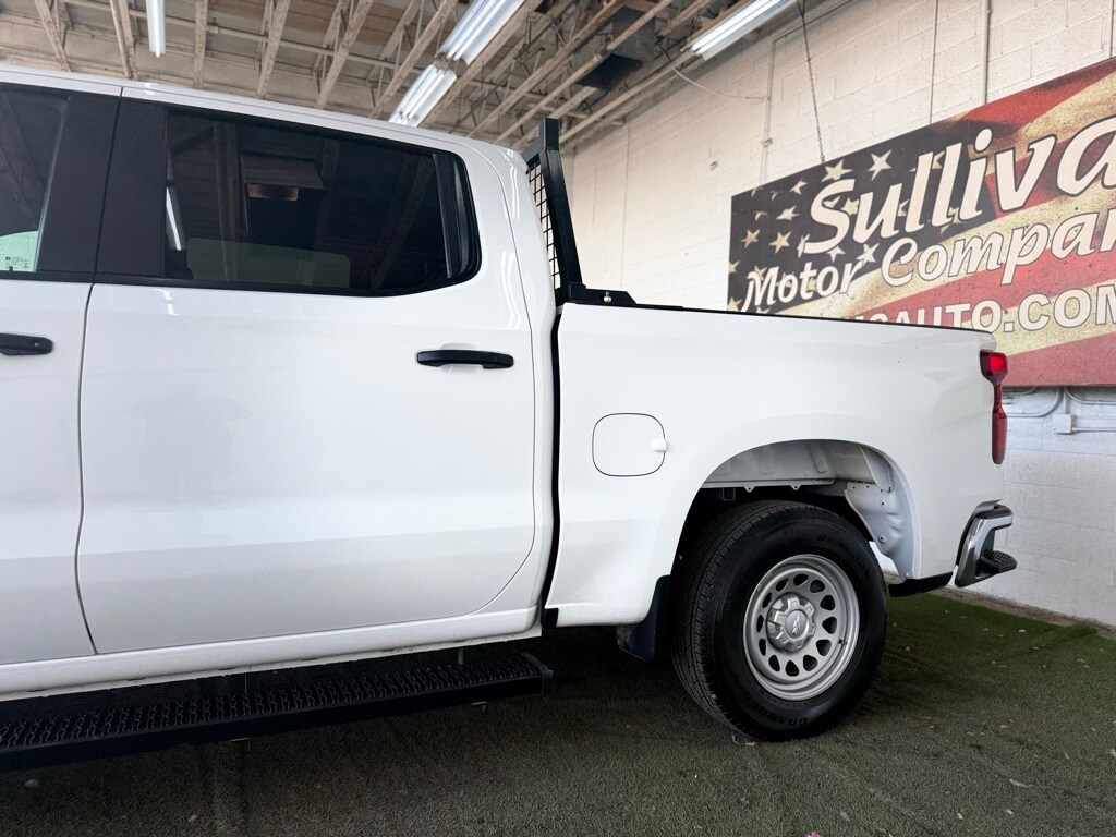 2023 Chevrolet Silverado 1500 photo 3