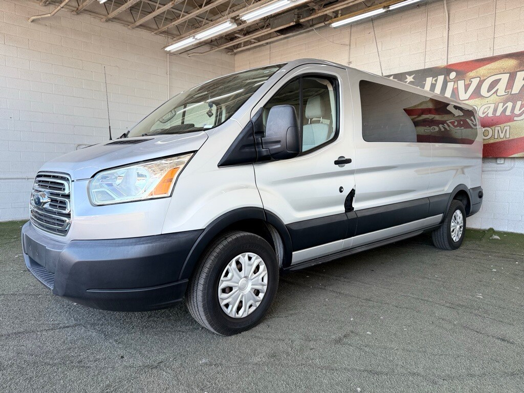2019 Ford Transit photo 2