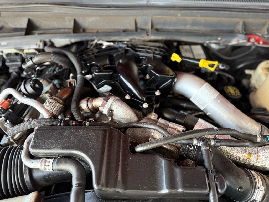 2015 Ford F-250 XL photo 3