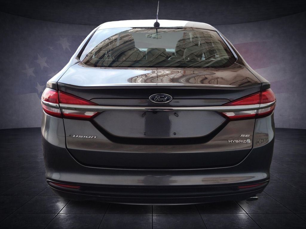 Used 2019 Ford Fusion Hybrid SE Sedan
