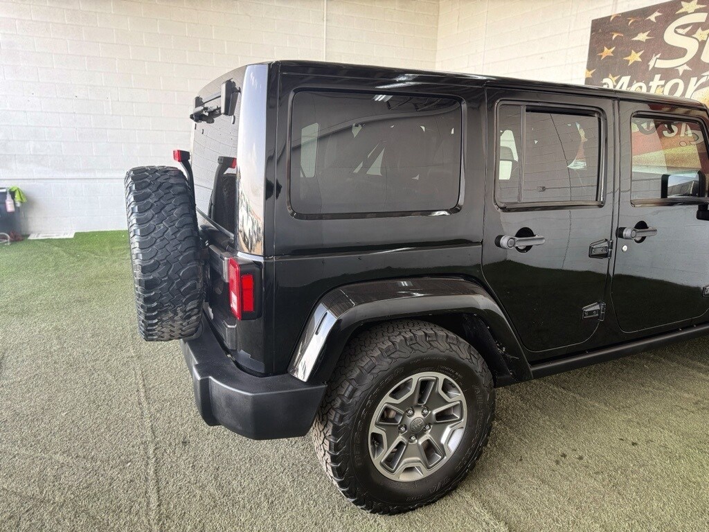 2013 Jeep Wrangler Unlimited Rubicon photo 4