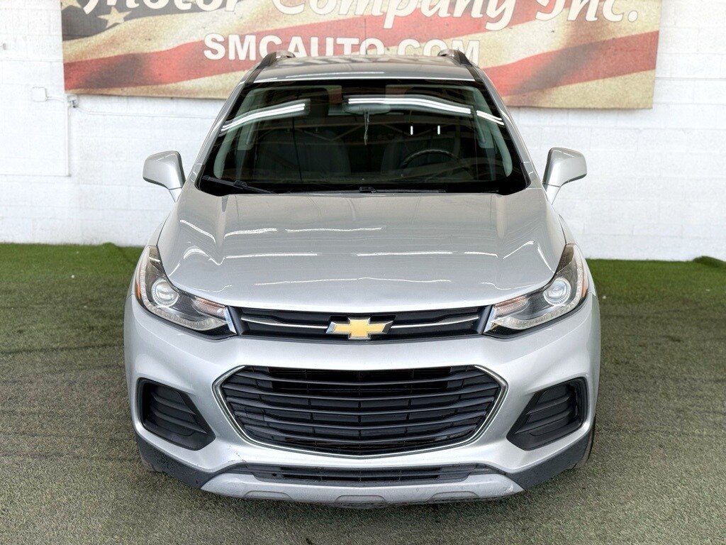 2020 Chevrolet Trax LT photo 3