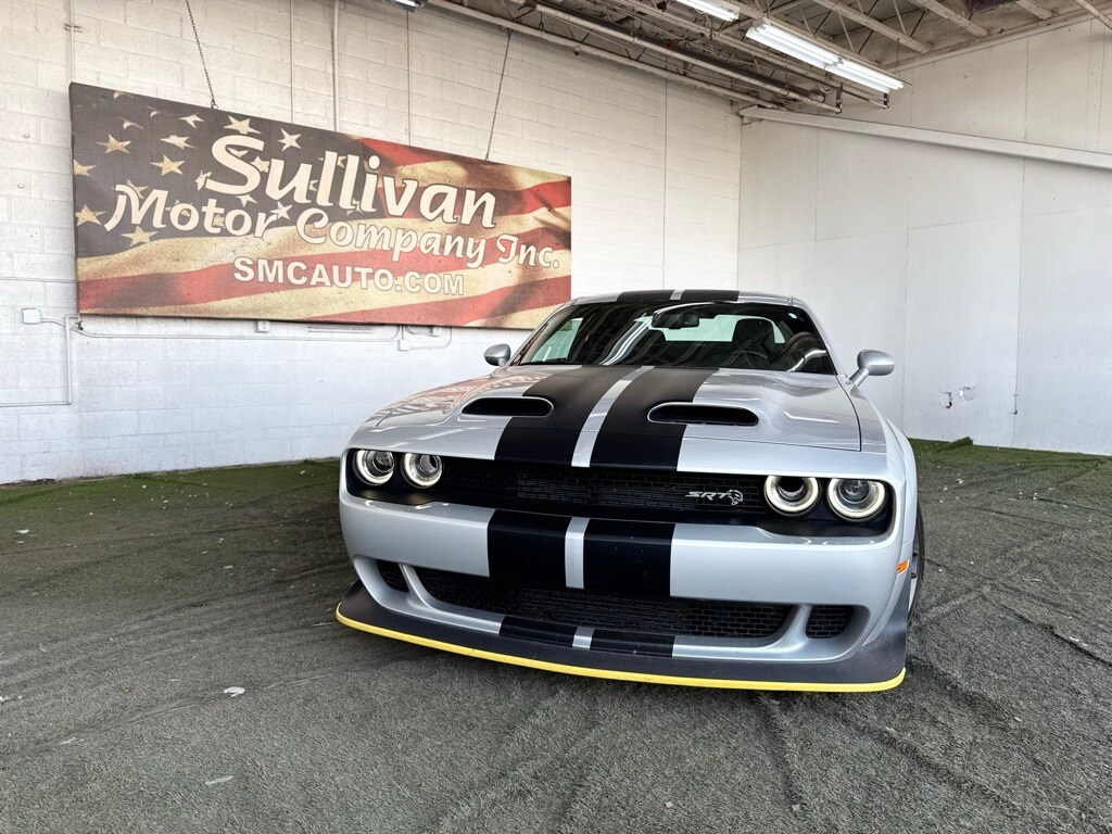 2019 Dodge Challenger SRT8 Hellcat Widebody photo 2
