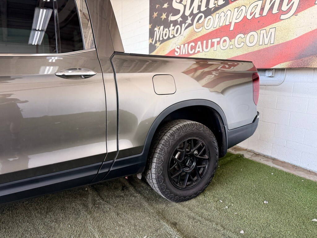 2020 Honda Ridgeline RTL-E photo 3