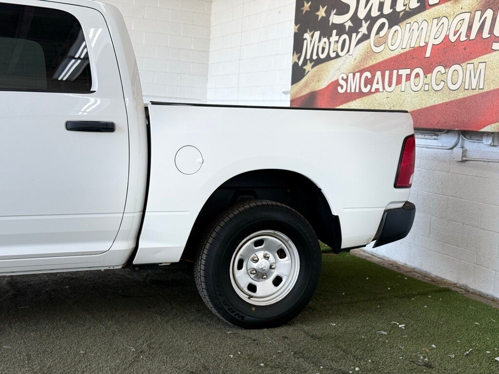 2016 Ram 1500 Tradesman photo 2